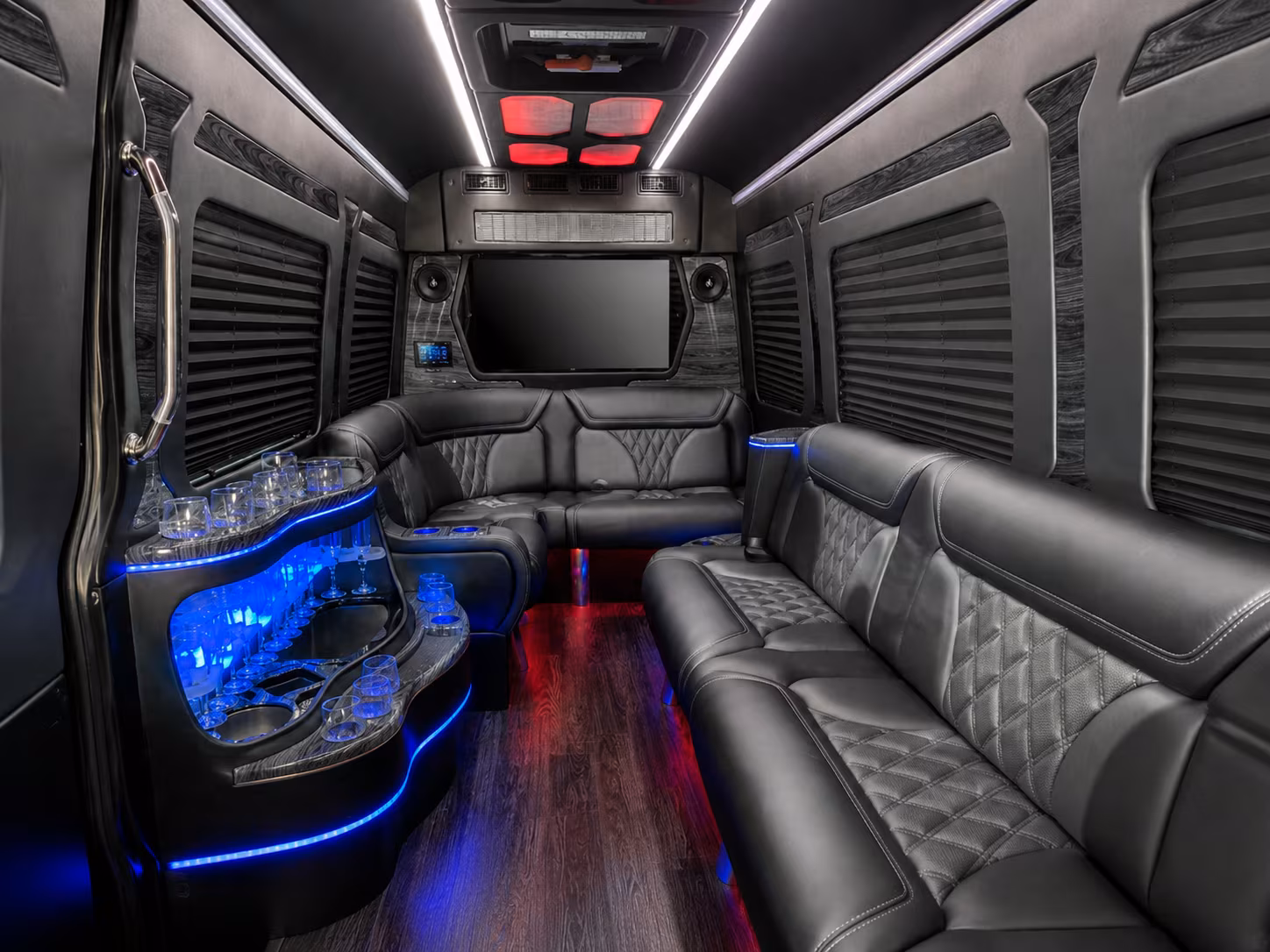 bus rentals for federal agency groups near haverhill massachusetts