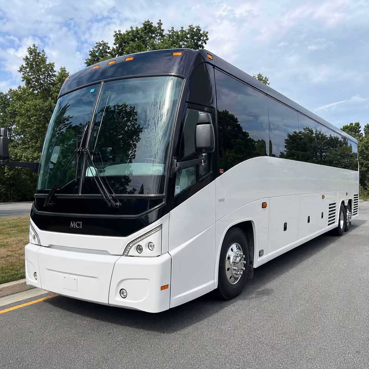charter buses to xfinity center shows from haverhill