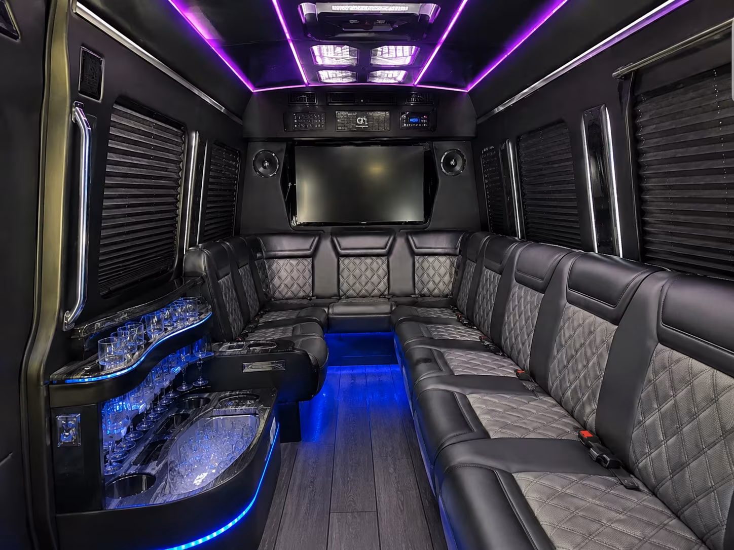 group bus transportation to umass lowell river hawks hockey and basketball