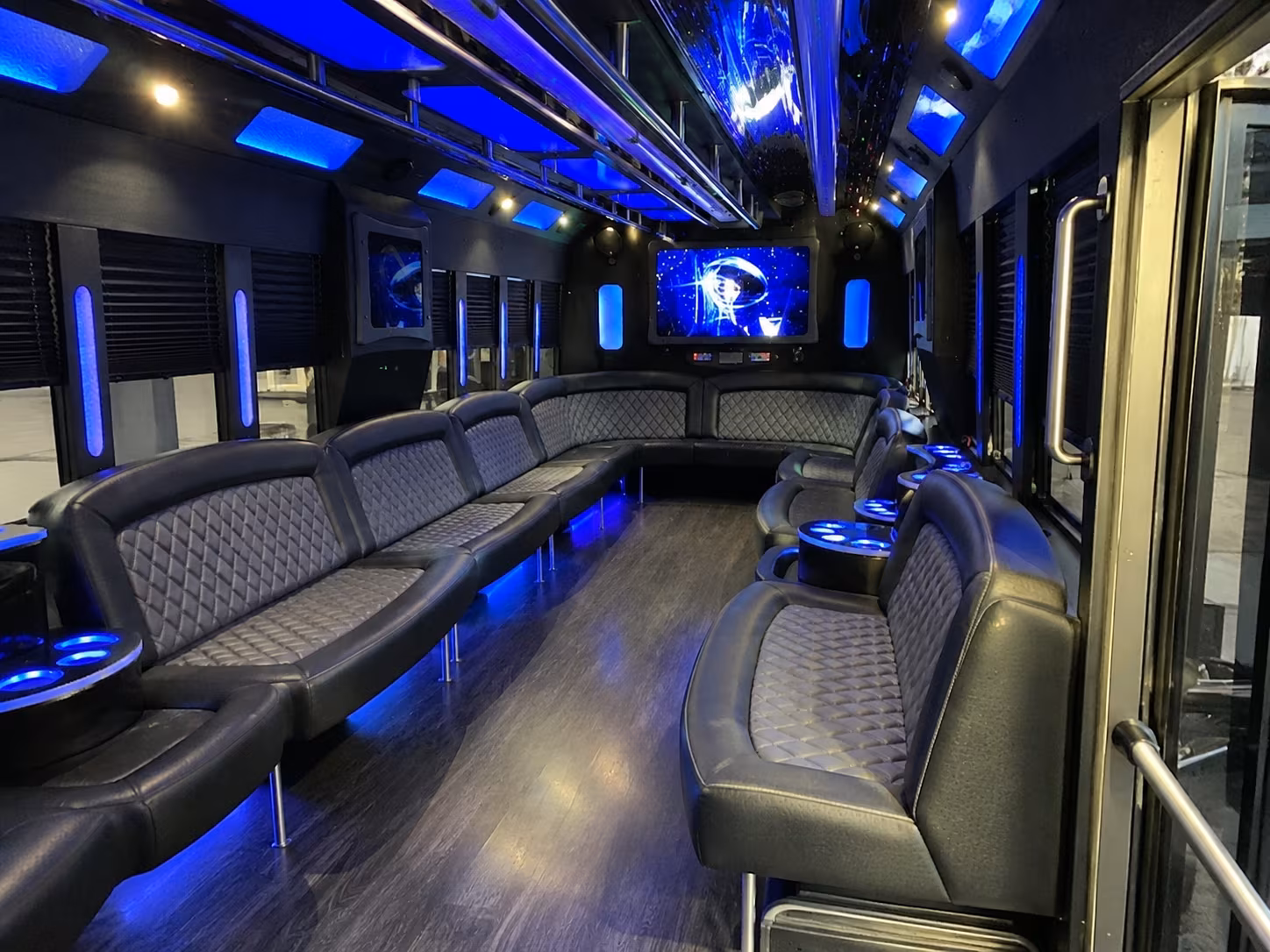 haverhill 28 passenger party bus interior